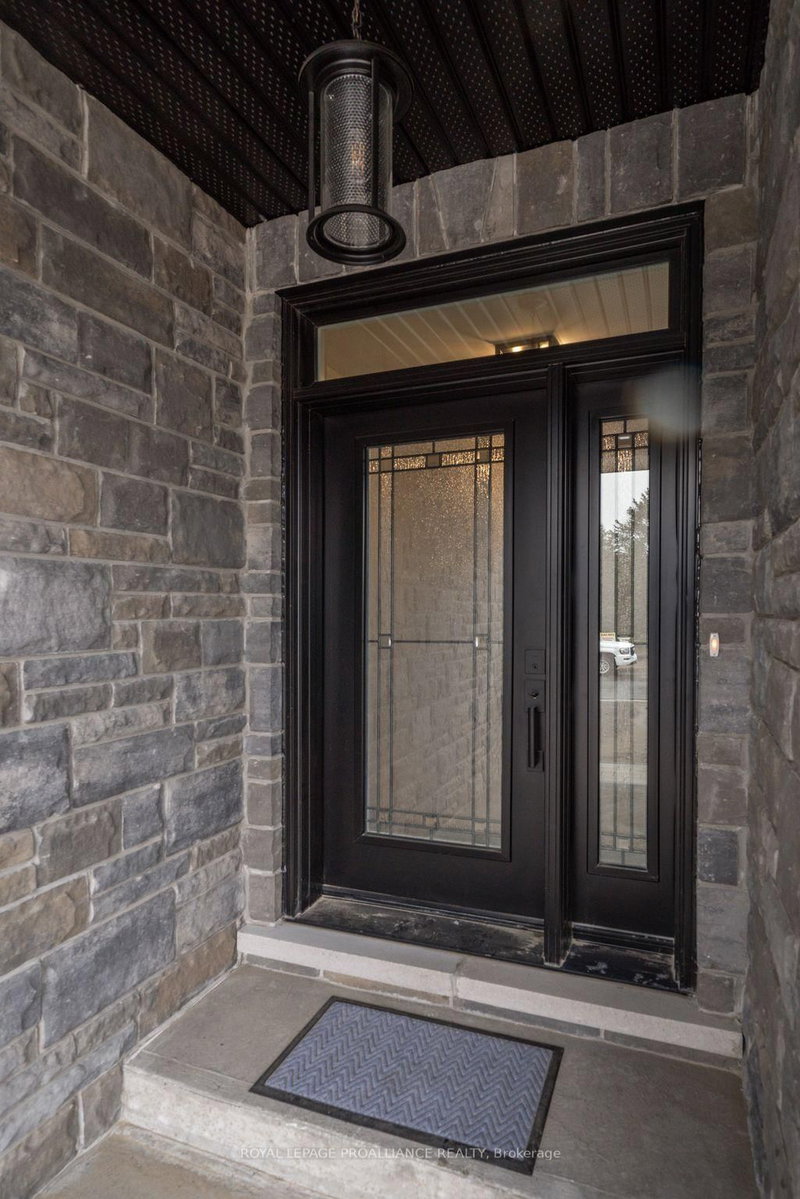 5 Mackenzie John Crescent