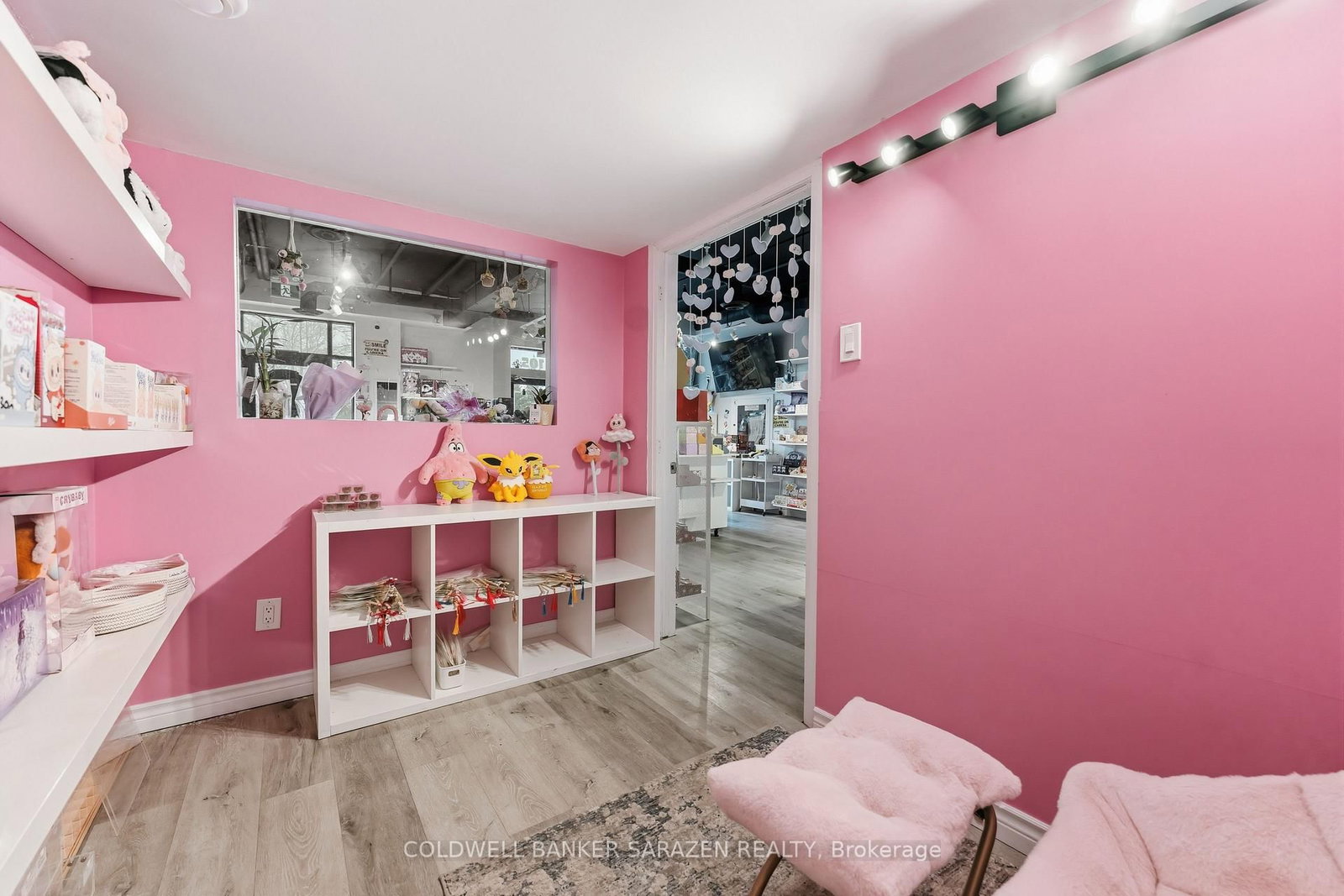 613 Longfields Dr Drive, Unit 105 - Photo 24