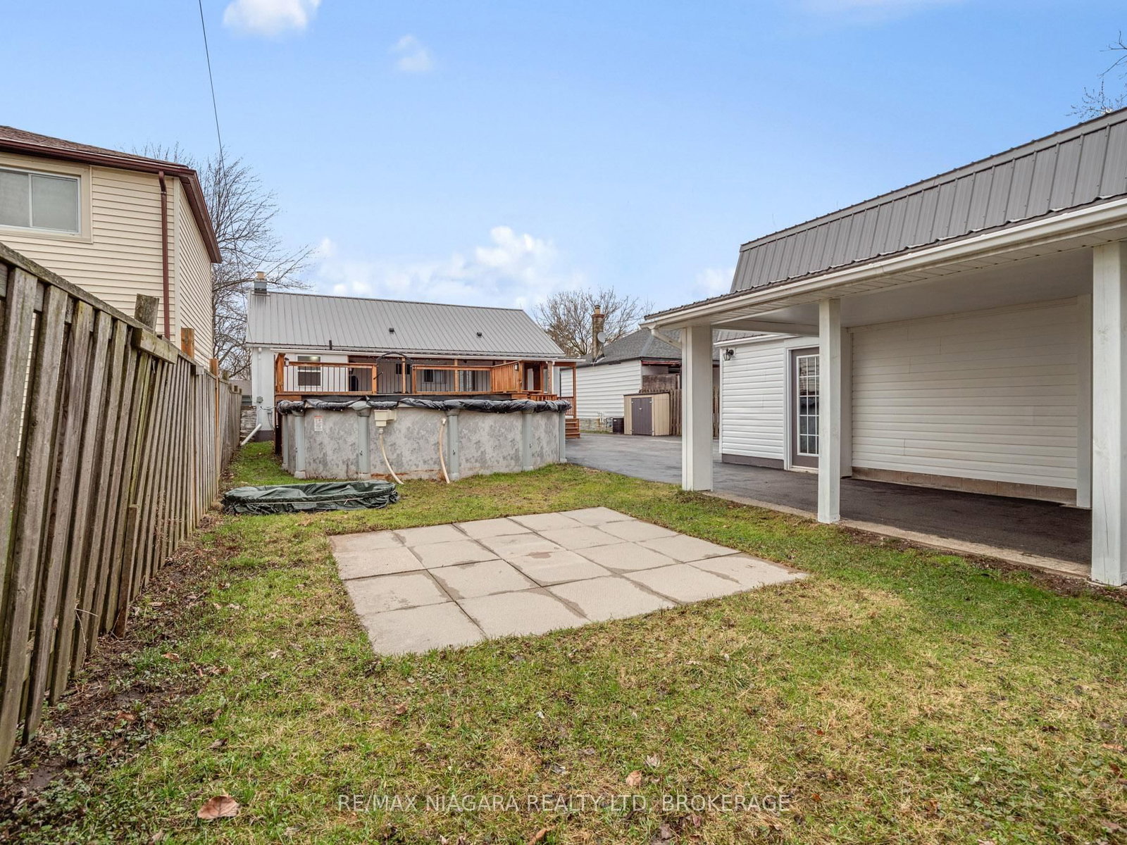 Detached House for sale at 198 Murray Street, Fort Erie, Ontario, L2A 2B6 - Central - MLS: X12953540