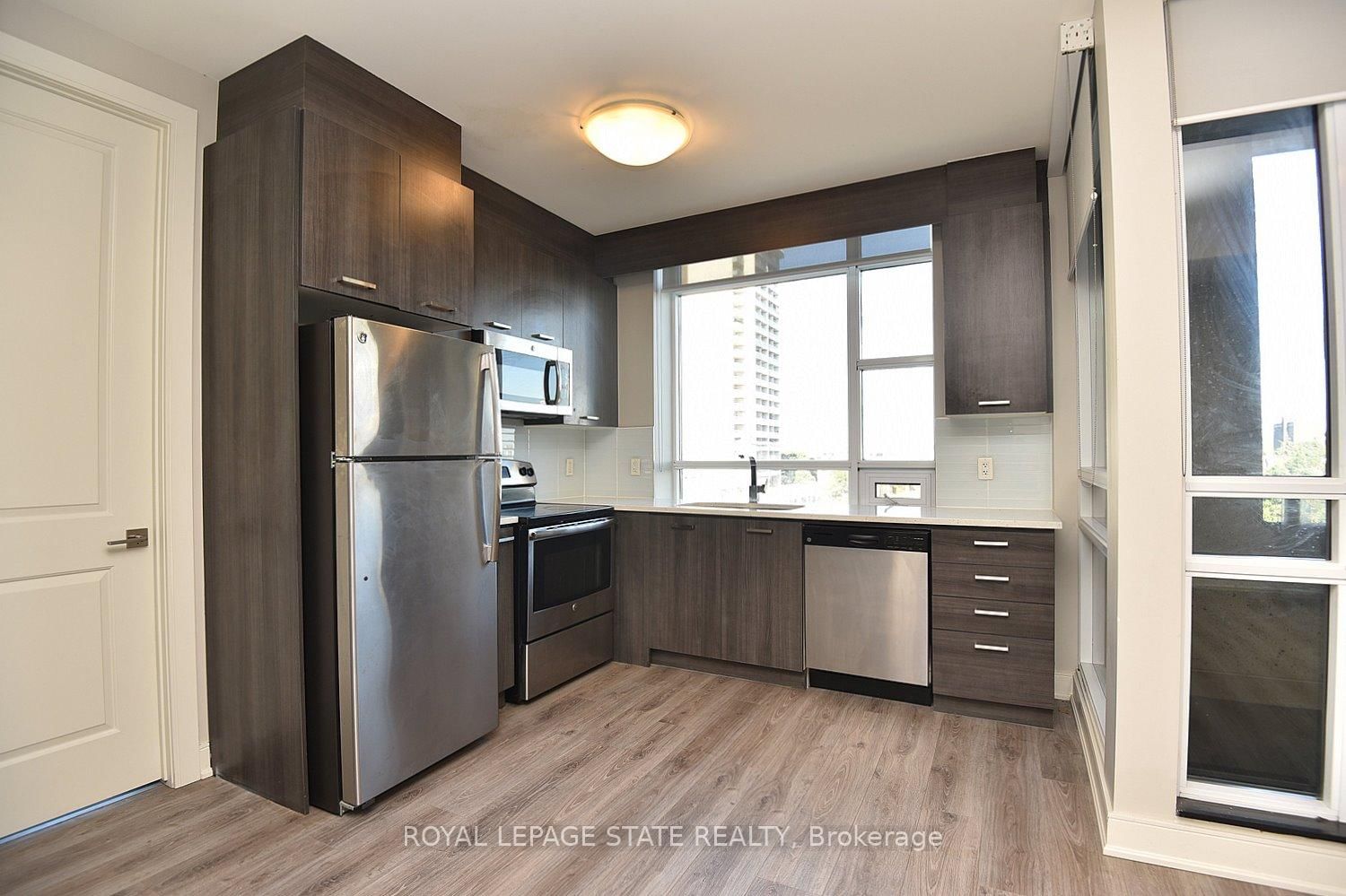 Condo for sale at 603-150 Main Street, Hamilton, Ontario, L8P 1H8 - Central - MLS: X12953674