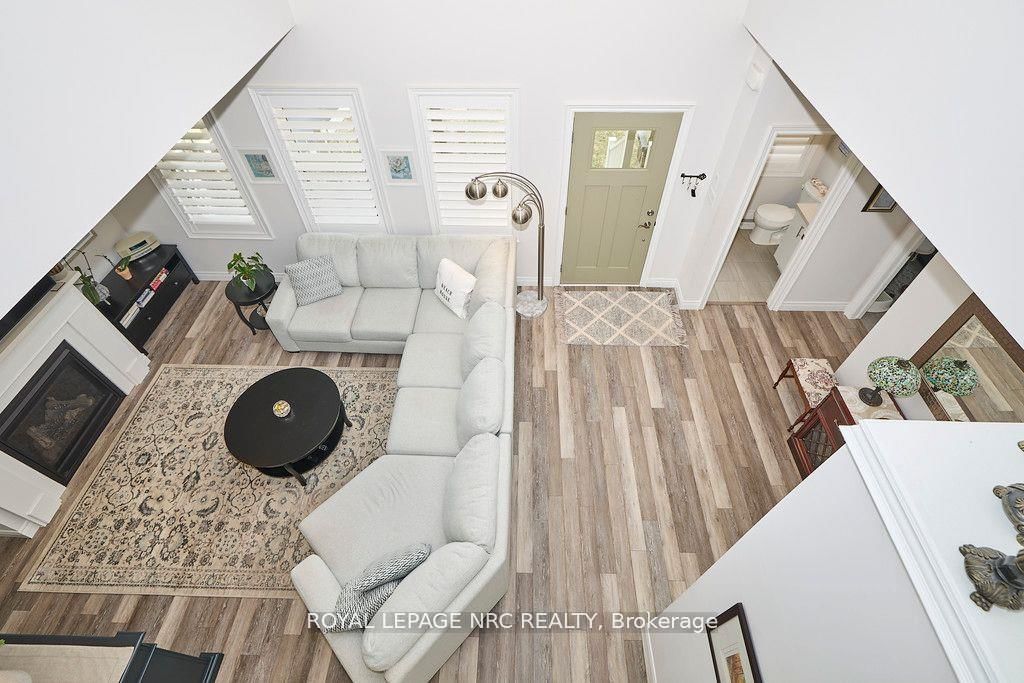 Detached House for sale at 3806 RYAN Avenue, Fort Erie, Ontario, L0S 1B0 - Crystal Beach - MLS: X12953720