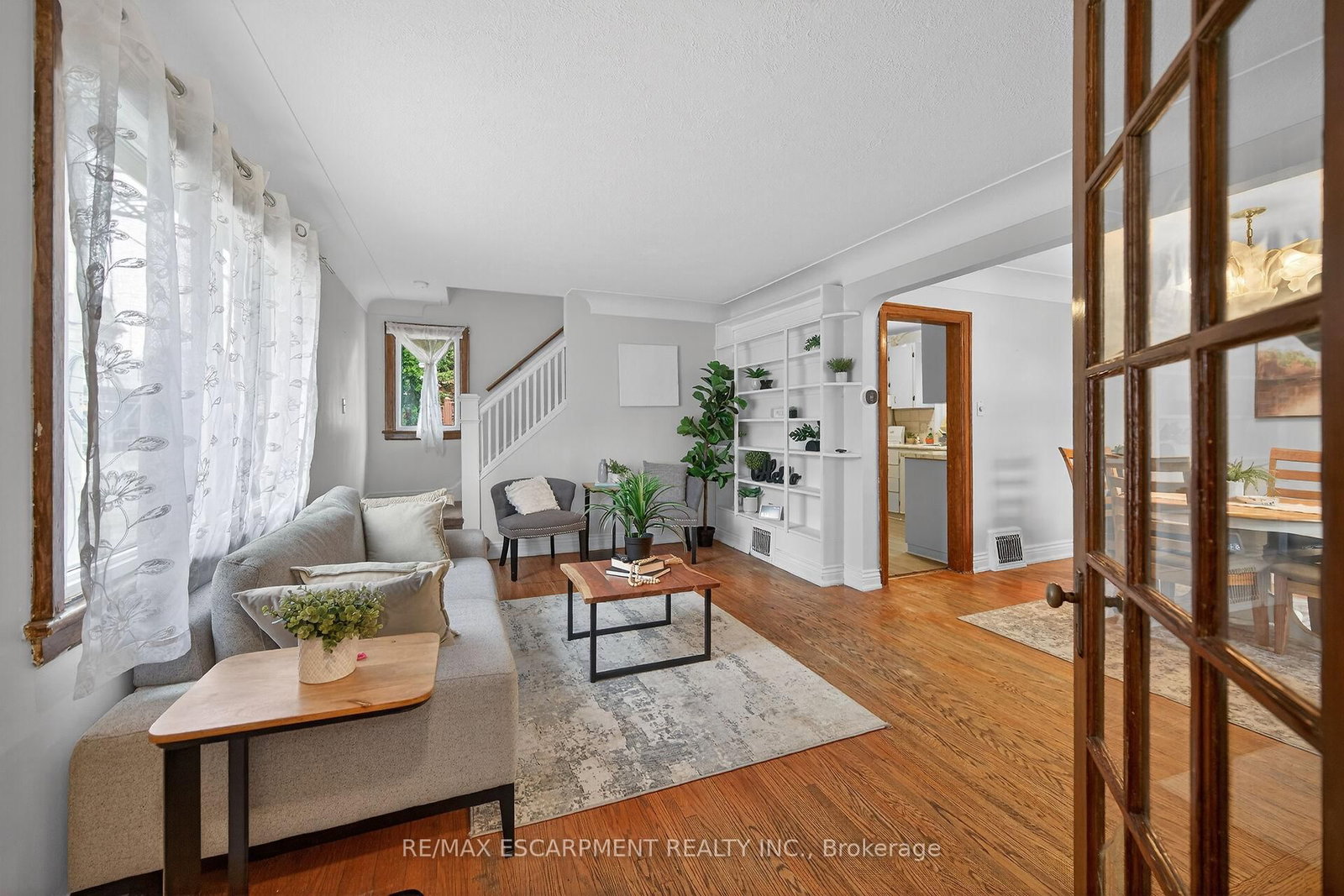 Detached House for sale at 144 Hunter Street, Hamilton, Ontario, L8P 1R1 - Durand - MLS: X12953736