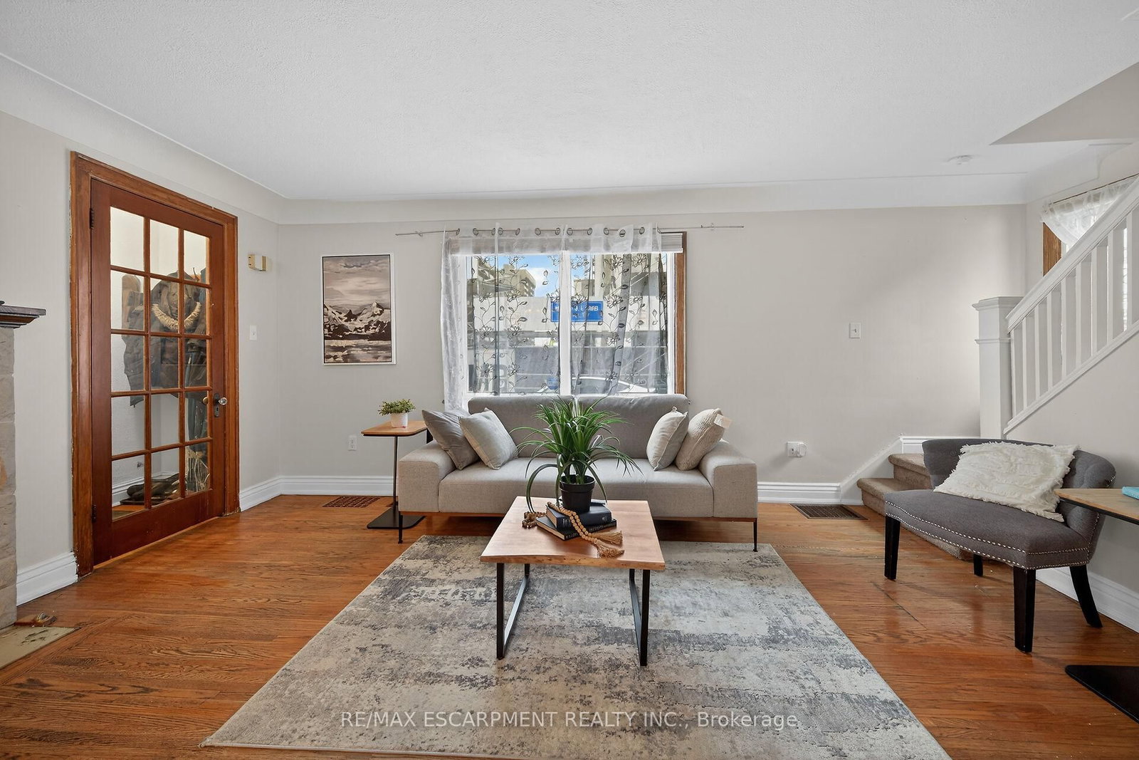 Detached House for sale at 144 Hunter Street, Hamilton, Ontario, L8P 1R1 - Durand - MLS: X12953736