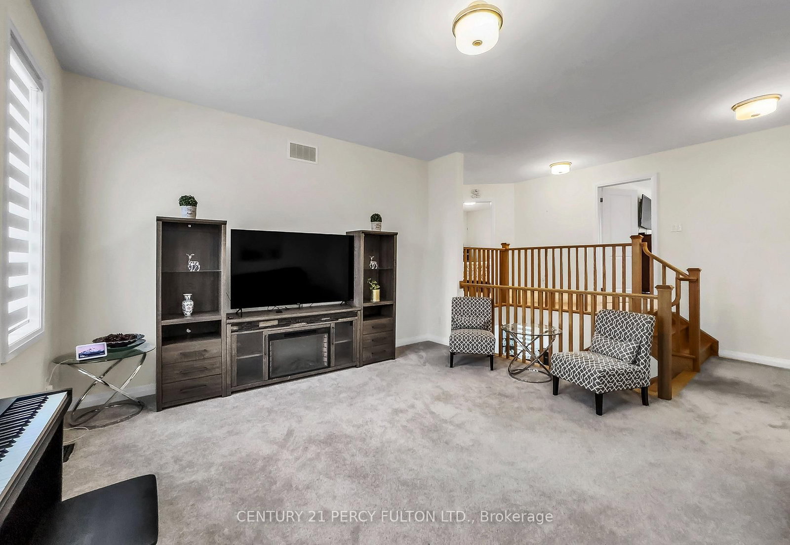 Detached House for sale at 302 Cullen Trail, Peterborough, Ontario, K9H 0J8 - Northcrest Ward 5 - MLS: X12953740