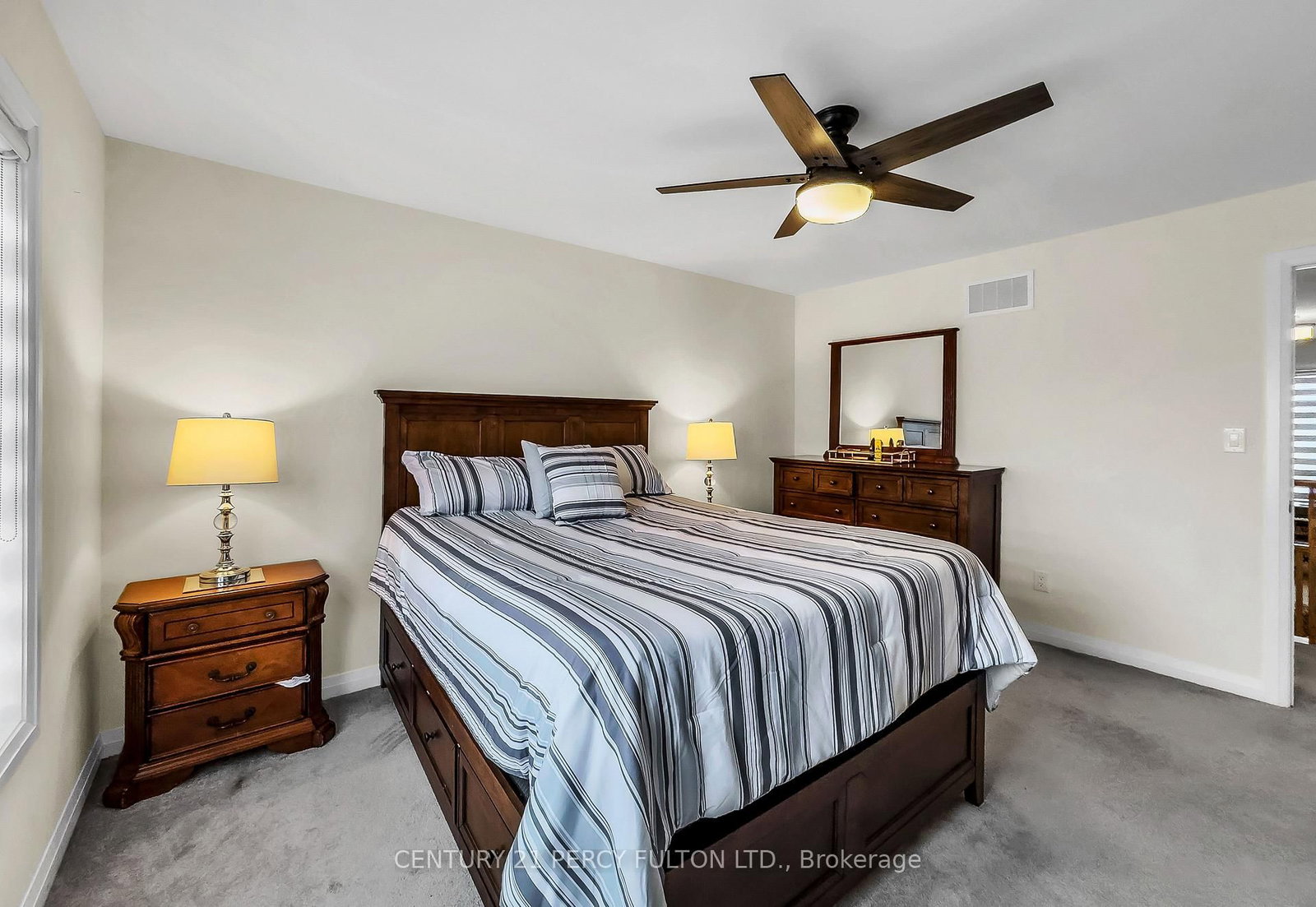 Detached House for sale at 302 Cullen Trail, Peterborough, Ontario, K9H 0J8 - Northcrest Ward 5 - MLS: X12953740