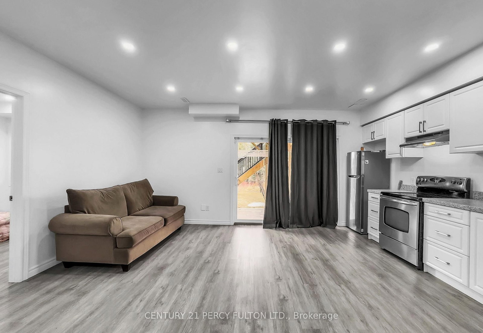 Detached House for sale at 302 Cullen Trail, Peterborough, Ontario, K9H 0J8 - Northcrest Ward 5 - MLS: X12953740