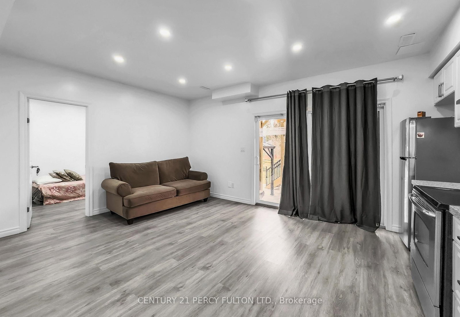 Detached House for sale at 302 Cullen Trail, Peterborough, Ontario, K9H 0J8 - Northcrest Ward 5 - MLS: X12953740