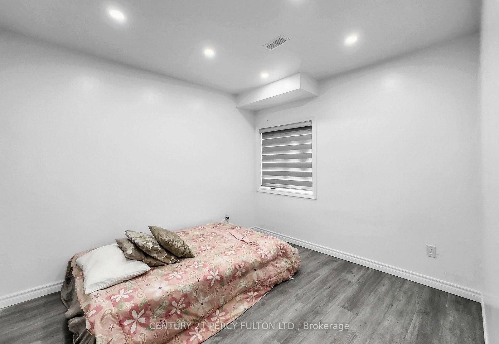 Detached House for sale at 302 Cullen Trail, Peterborough, Ontario, K9H 0J8 - Northcrest Ward 5 - MLS: X12953740