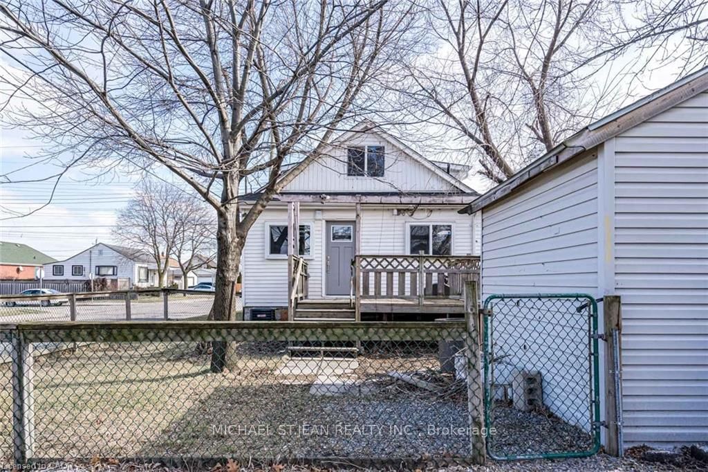 Detached House for lease at 395 Paling Avenue, Hamilton, Ontario, K8H 5K1 - Homeside - MLS: X12953782