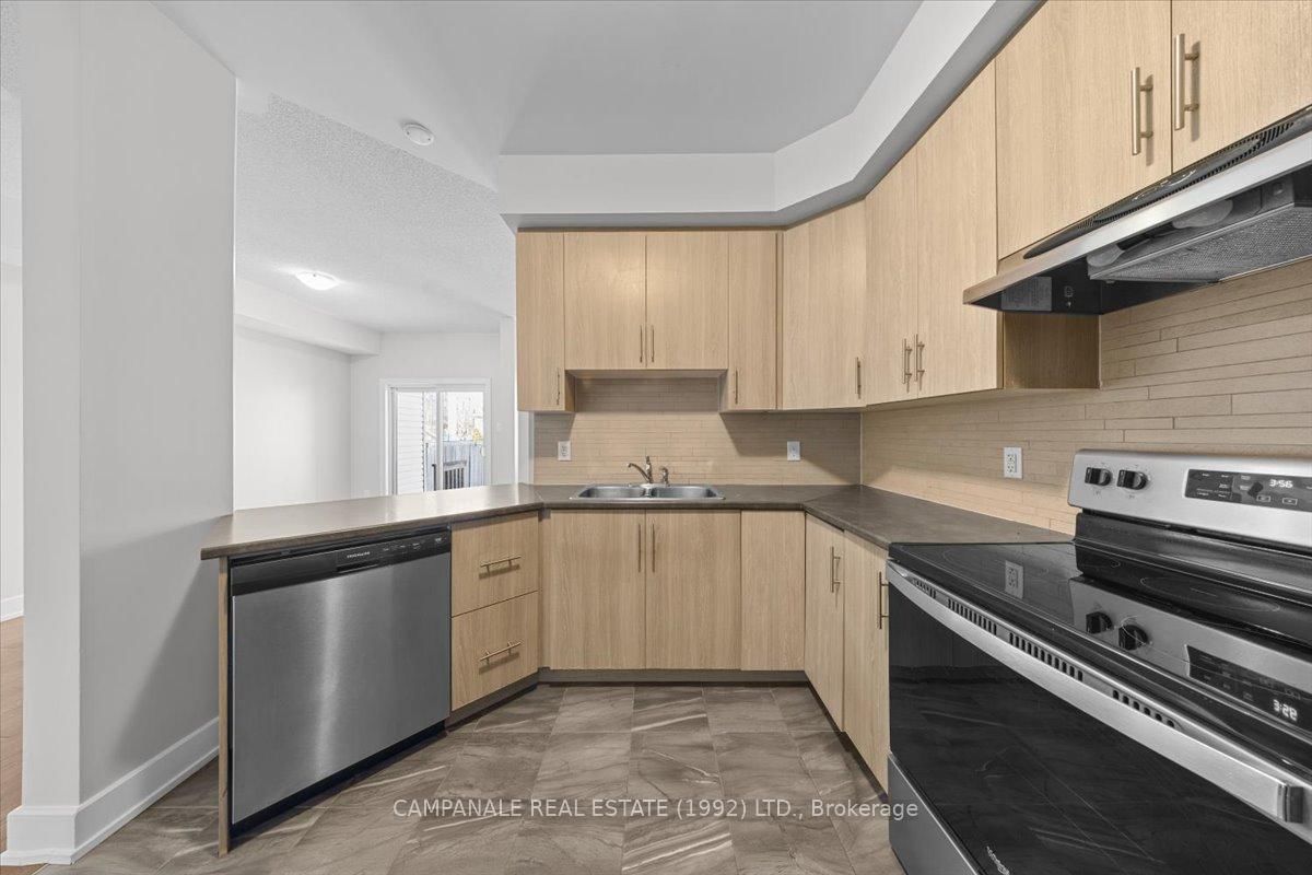 Townhouse for sale at 372 Via Verona Avenue, Ottawa, Ontario, K2J 5X8 - Barrhaven - Longfields - MLS: X12953808