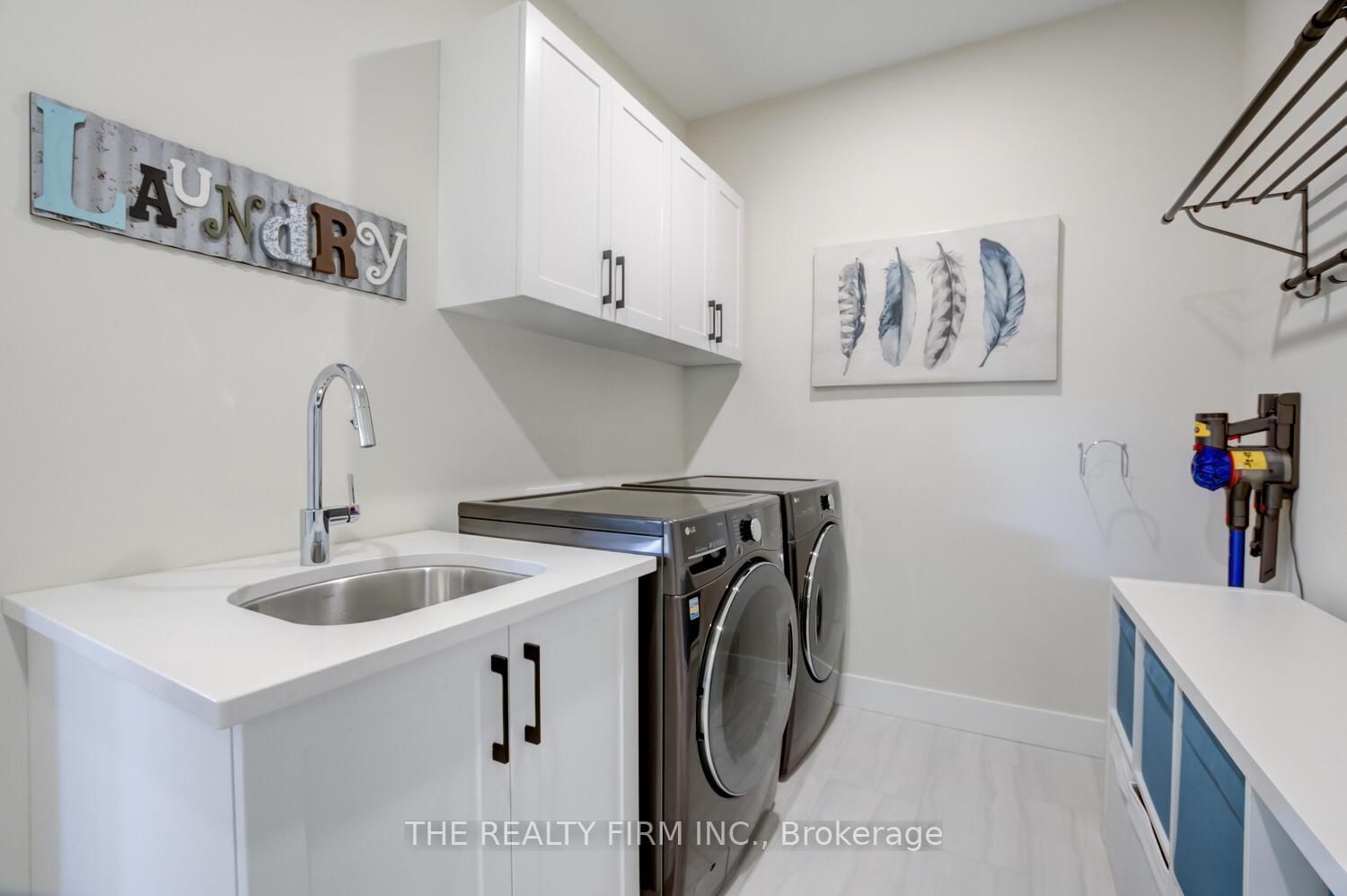 283 Elizabeth Street • Southwest Middlesex, ON photo 22