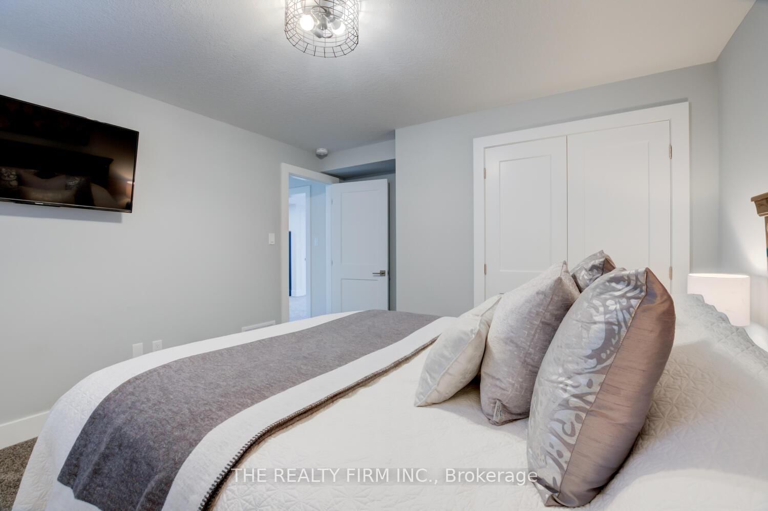 283 Elizabeth Street • Southwest Middlesex, ON photo 29
