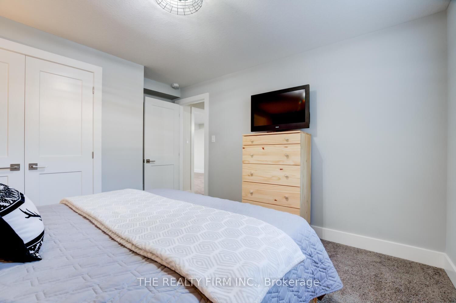 283 Elizabeth Street • Southwest Middlesex, ON photo 32