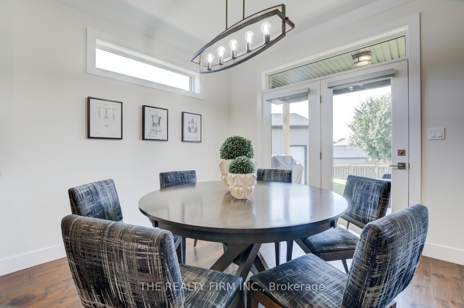 283 Elizabeth Street • Southwest Middlesex, ON photo 8