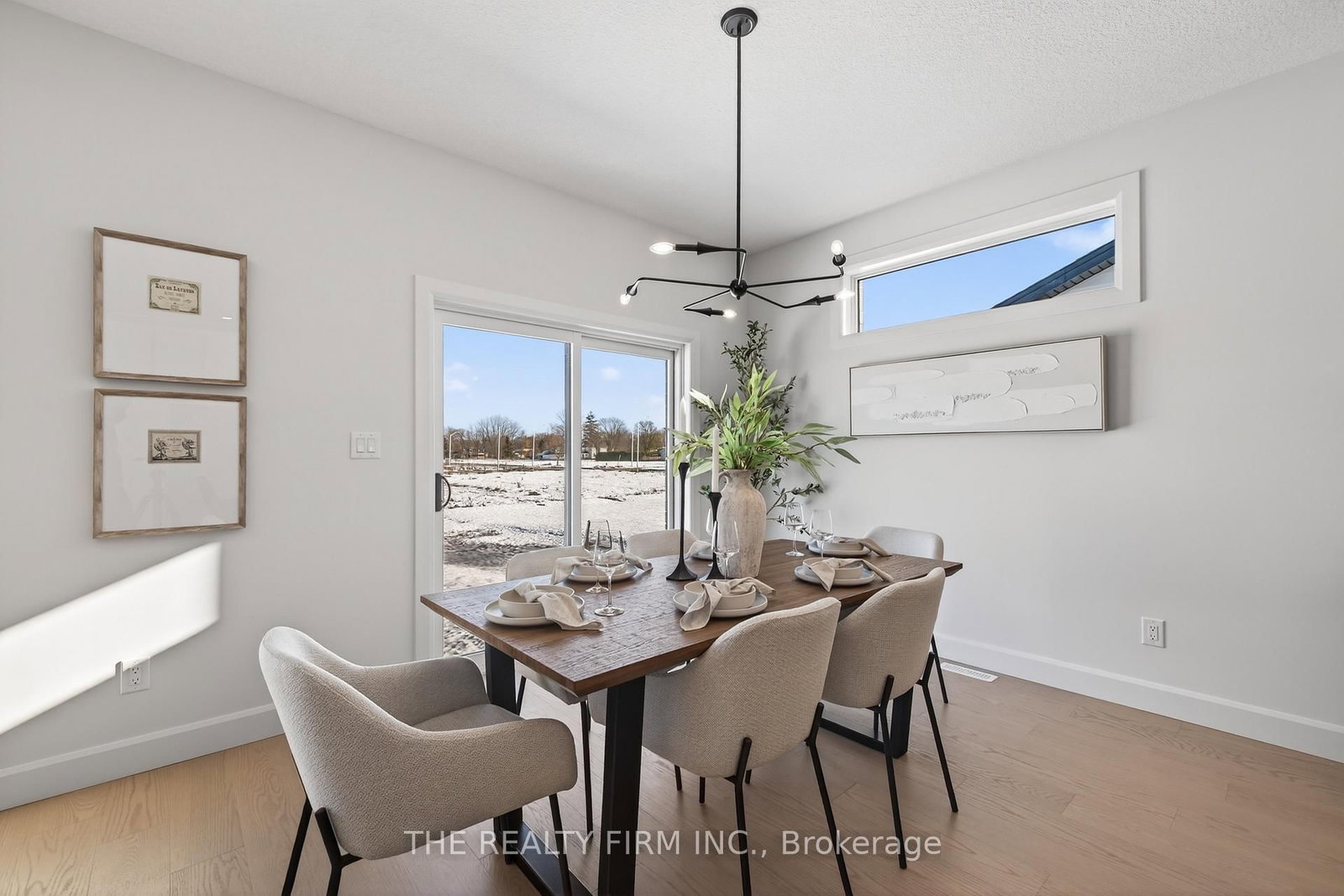 289 King Street • Southwest Middlesex, ON photo 10