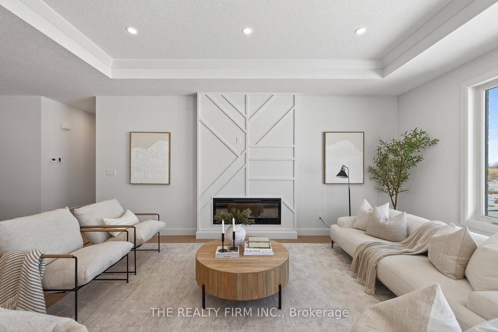289 King Street • Southwest Middlesex, ON photo 11