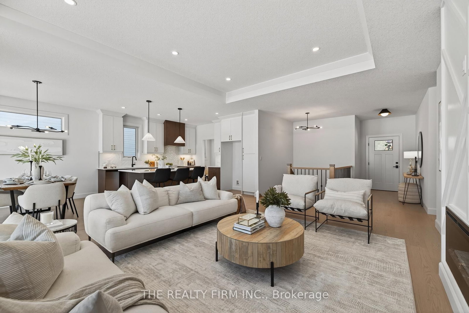 289 King Street • Southwest Middlesex, ON photo 8
