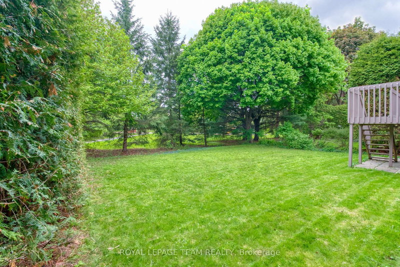 27 Sherk Cres, Kanata, K2K 2L3 | Image 2