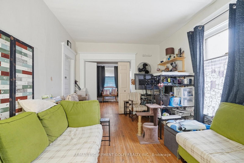 55 Chatham St, Brantford, N3T 2N8 | Image 2