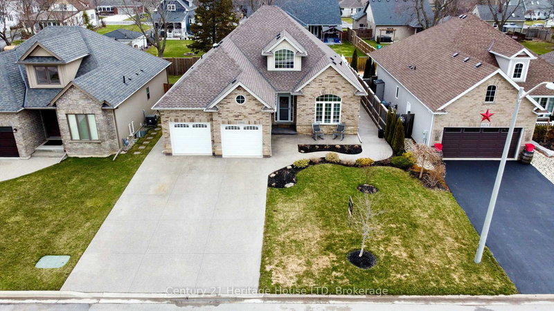 3984 VILLAGE CREEK Dr, Fort Erie, L0S 1S0 | Image 2