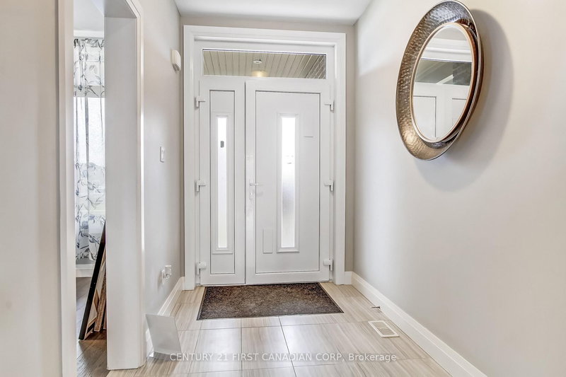 753 Superior Dr, London North, N5X 3Z1 | Image 2