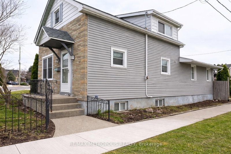 159 York St, St. Catharines, L2R 6E9 | Image 2