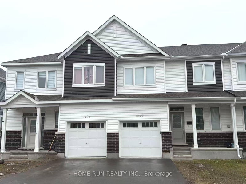 home for lease on 1892 Haiku Street