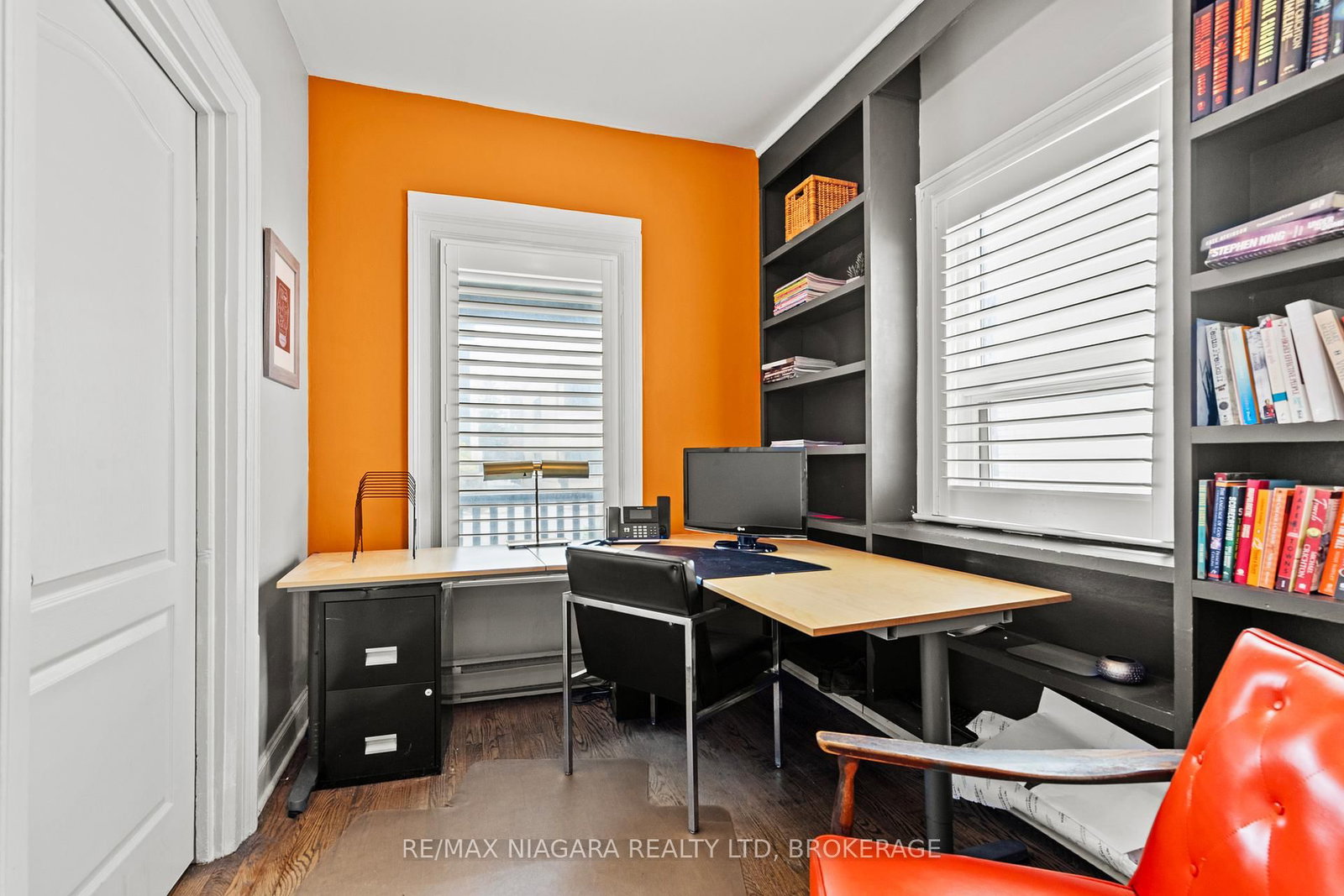 Listing Image 7