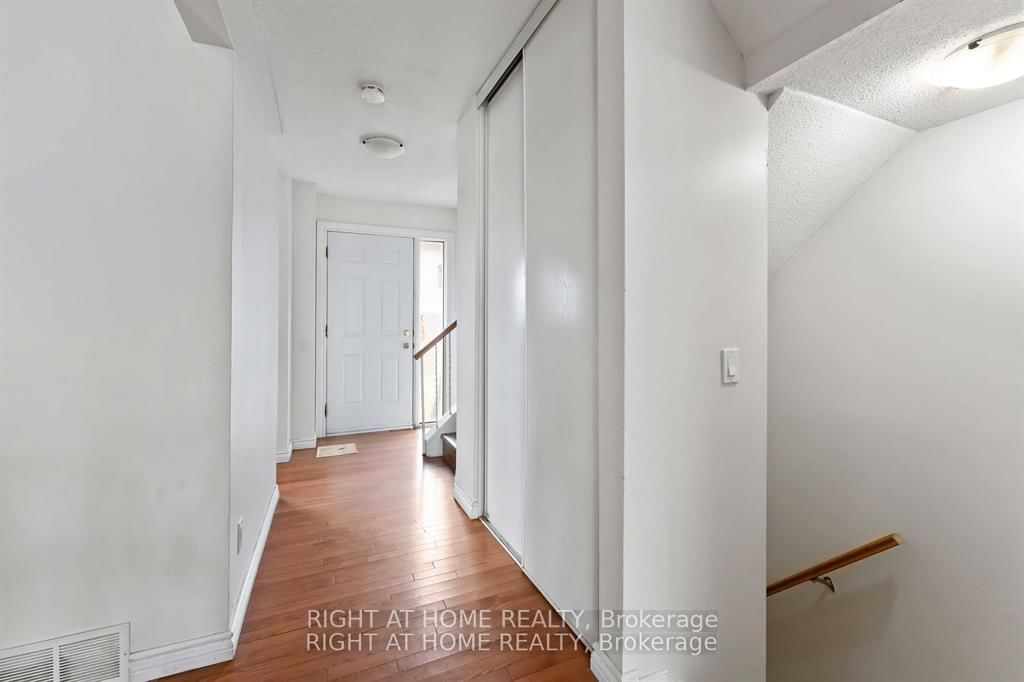 5 Hadley Circle, Unit 21 - Photo 2