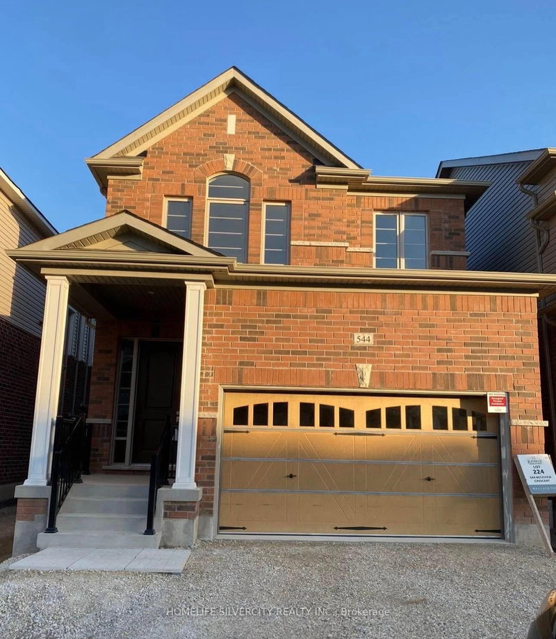 home for lease on 544 Beckview Crescent N