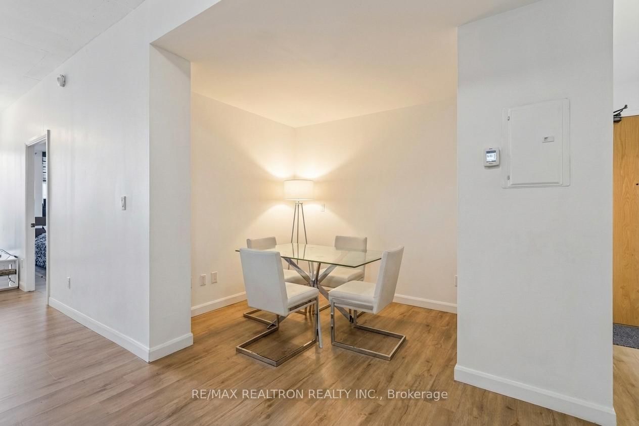 7 Erie Avenue, Unit 305 - Photo 10