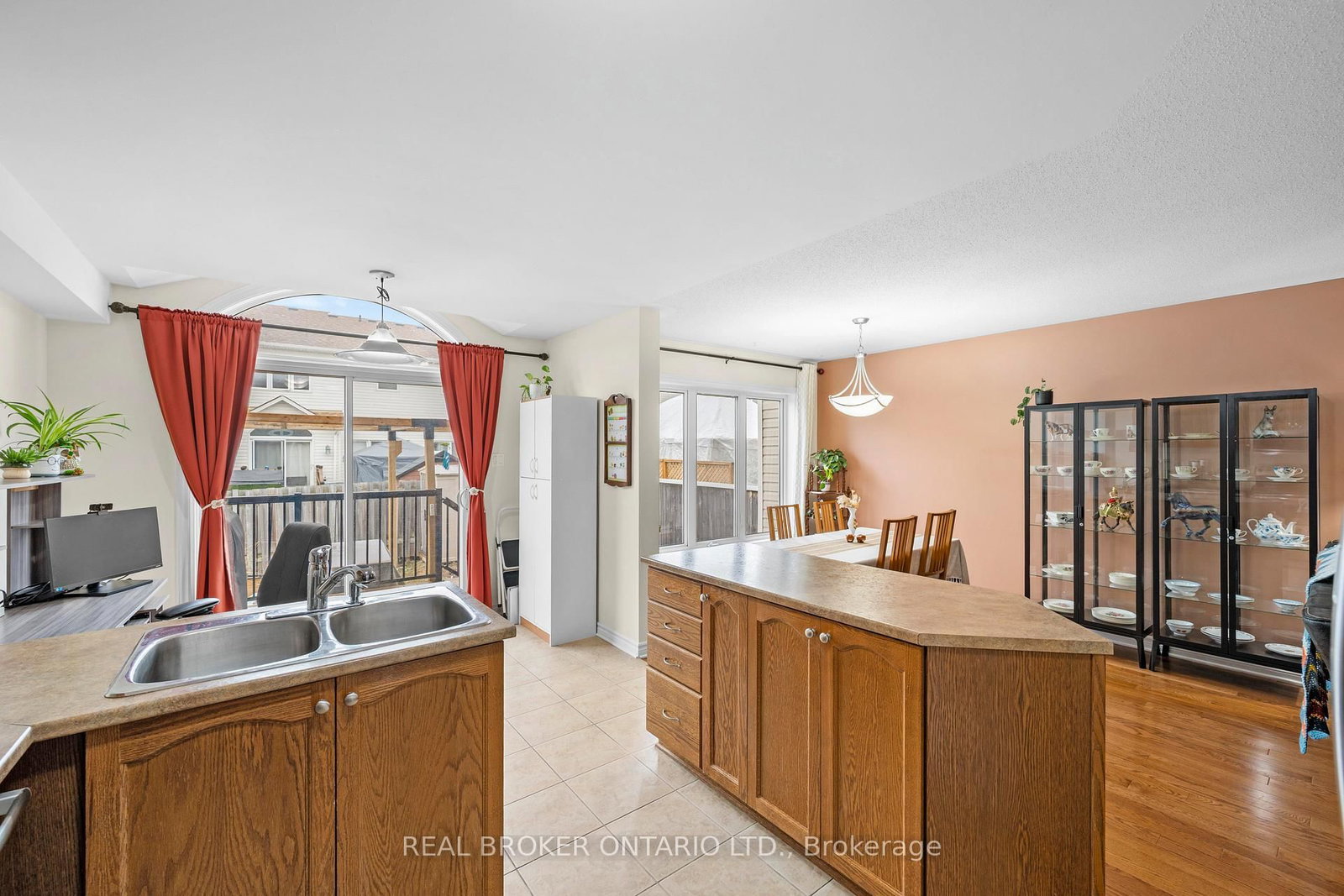 Townhouse for sale at 716 Whaley Ridge, Ottawa, Ontario, K4A 0P7 - Avalon East - MLS: X12954542