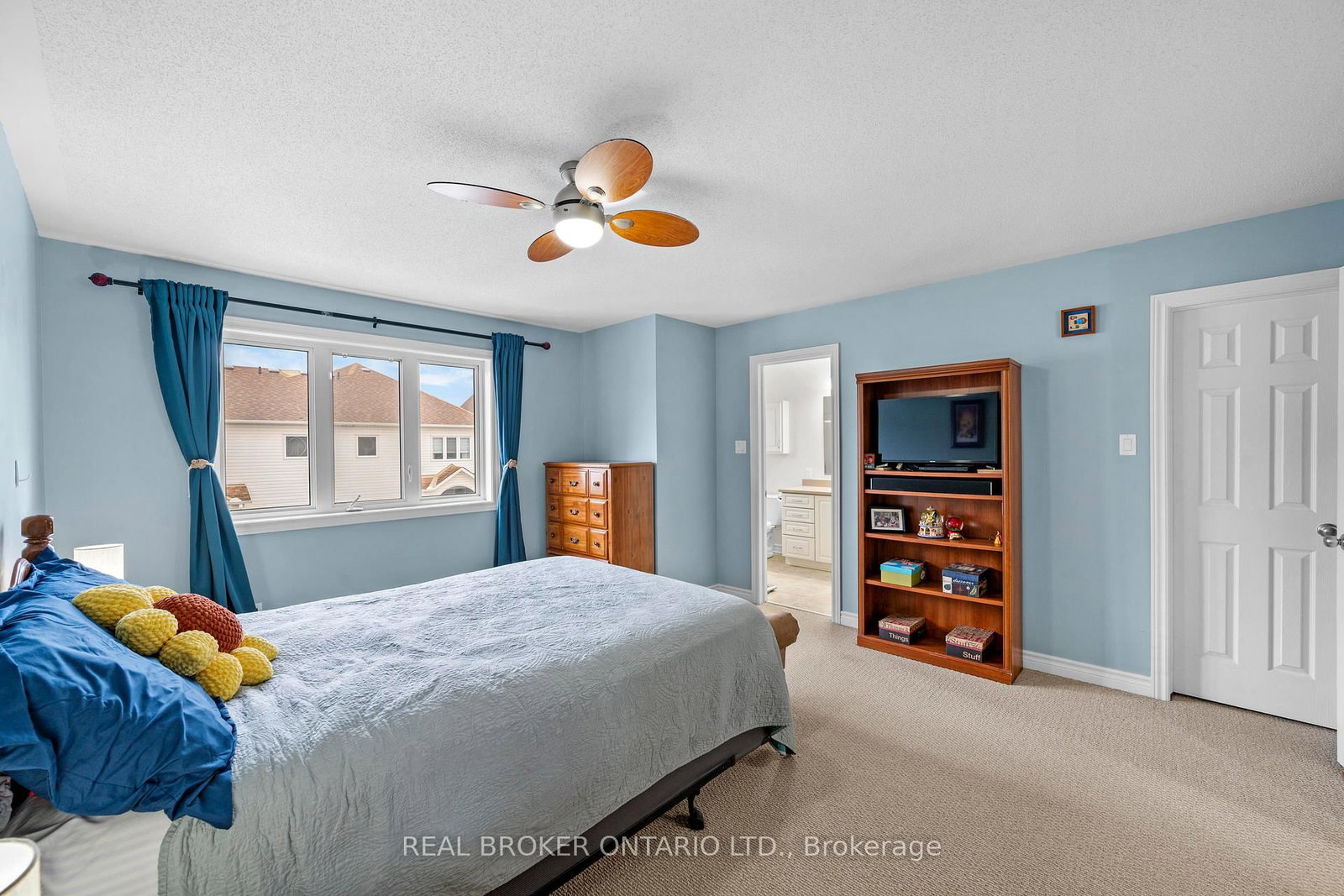 Townhouse for sale at 716 Whaley Ridge, Ottawa, Ontario, K4A 0P7 - Avalon East - MLS: X12954542