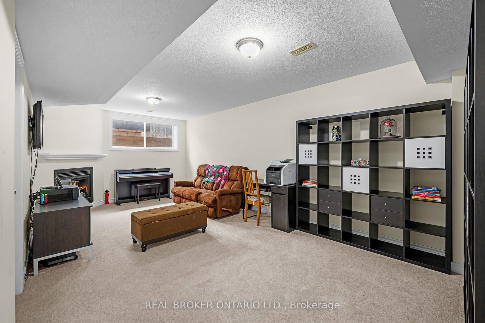 Townhouse for sale at 716 Whaley Ridge, Ottawa, Ontario, K4A 0P7 - Avalon East - MLS: X12954542