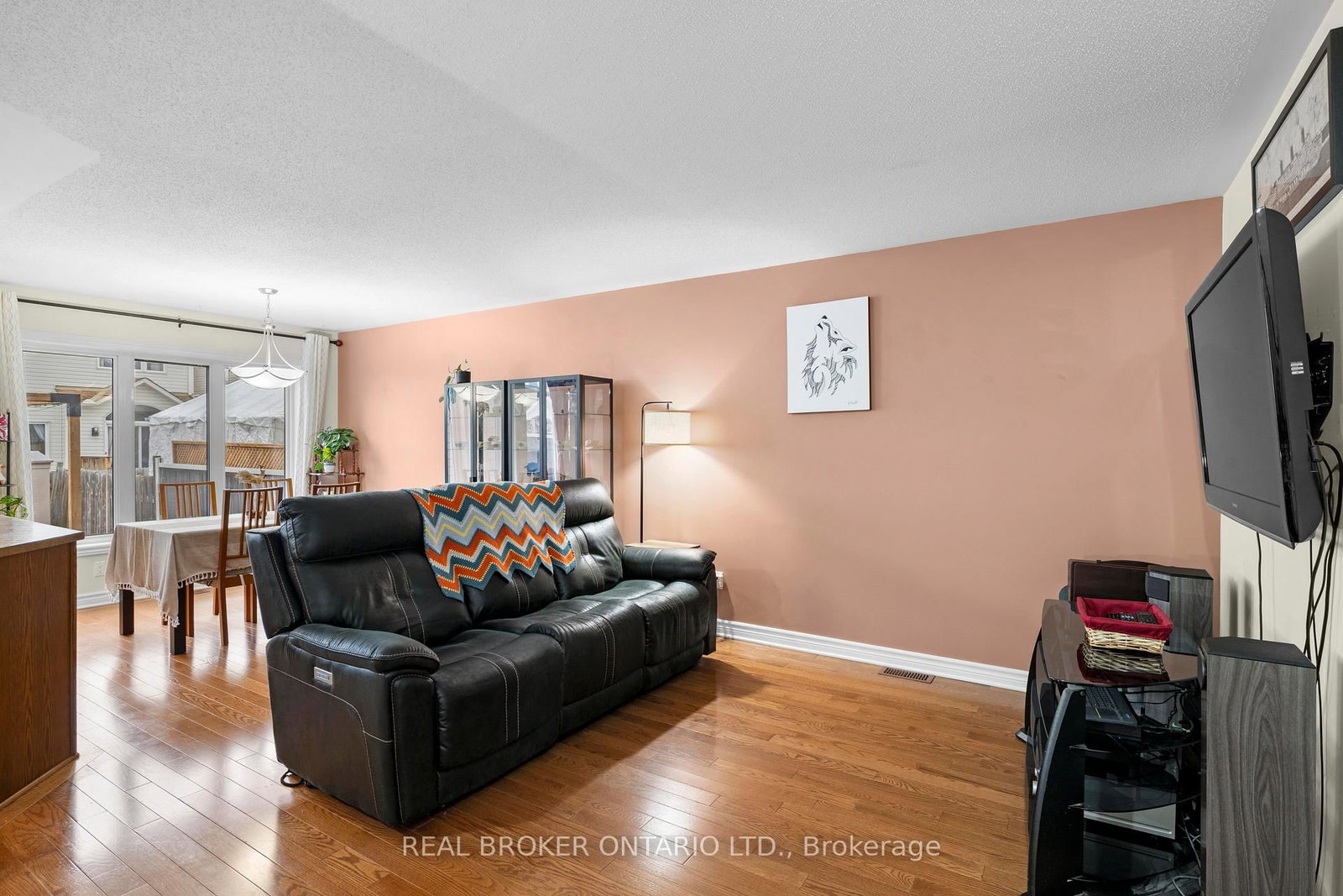 Townhouse for sale at 716 Whaley Ridge, Ottawa, Ontario, K4A 0P7 - Avalon East - MLS: X12954542