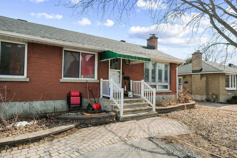 911 Blair Rd, Gloucester, K1J 7M8 | Image 2