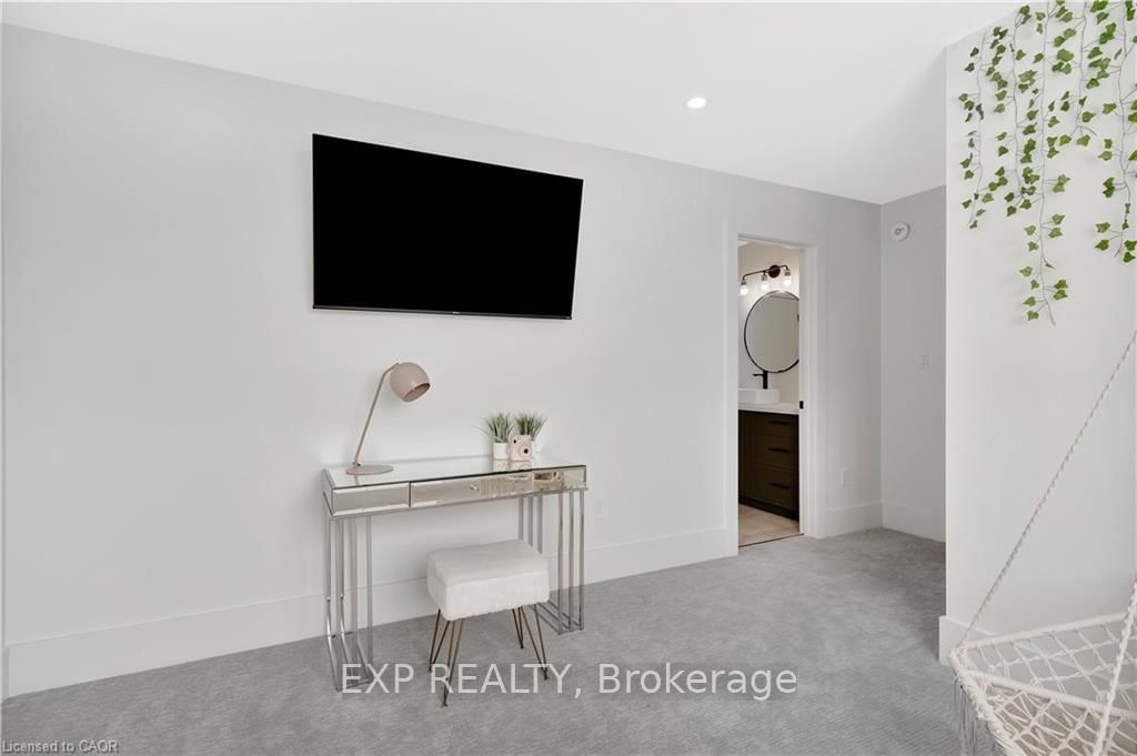 1048 Walton Avenue • North Perth, ON photo 36