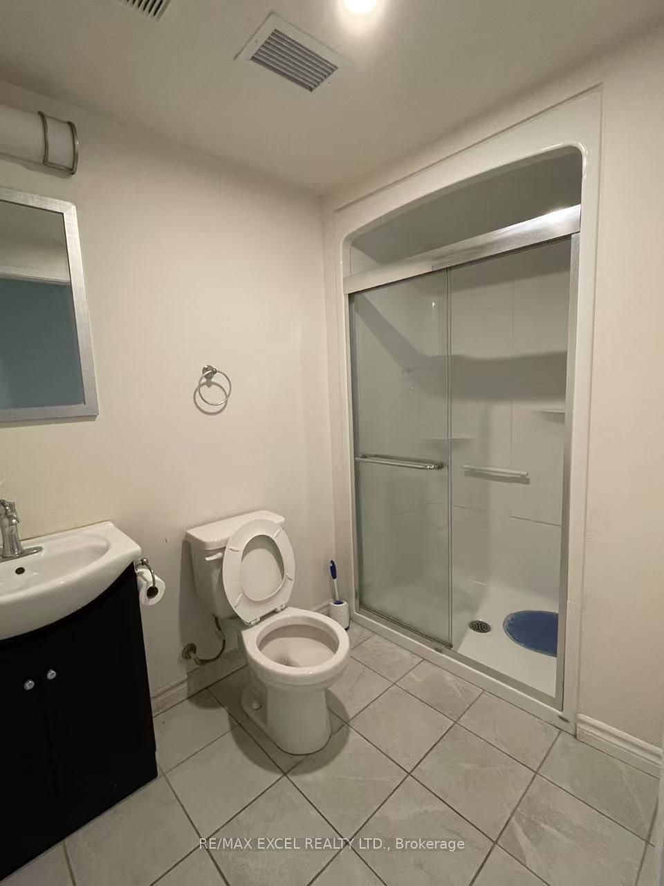 246 Lester Street, Unit 709 - Photo 11