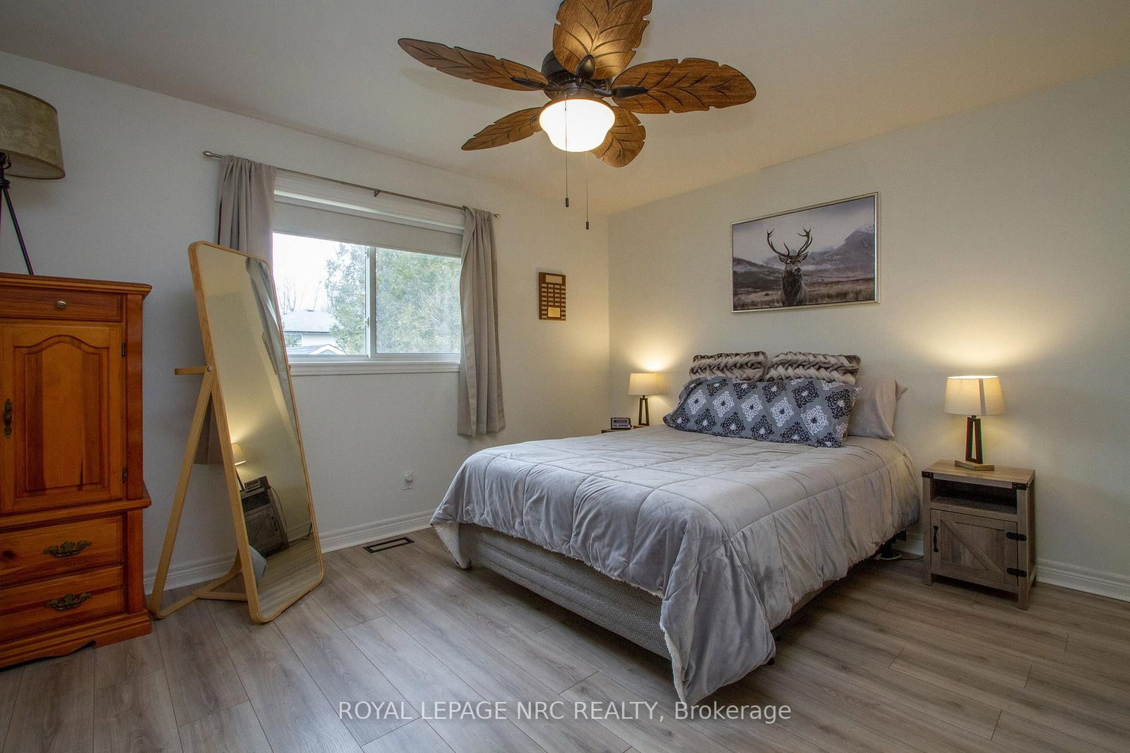 Detached House for sale at 3270 Poplar Avenue, Fort Erie, Ontario, L0S 1N0 - Ridgeway - MLS: X12954986