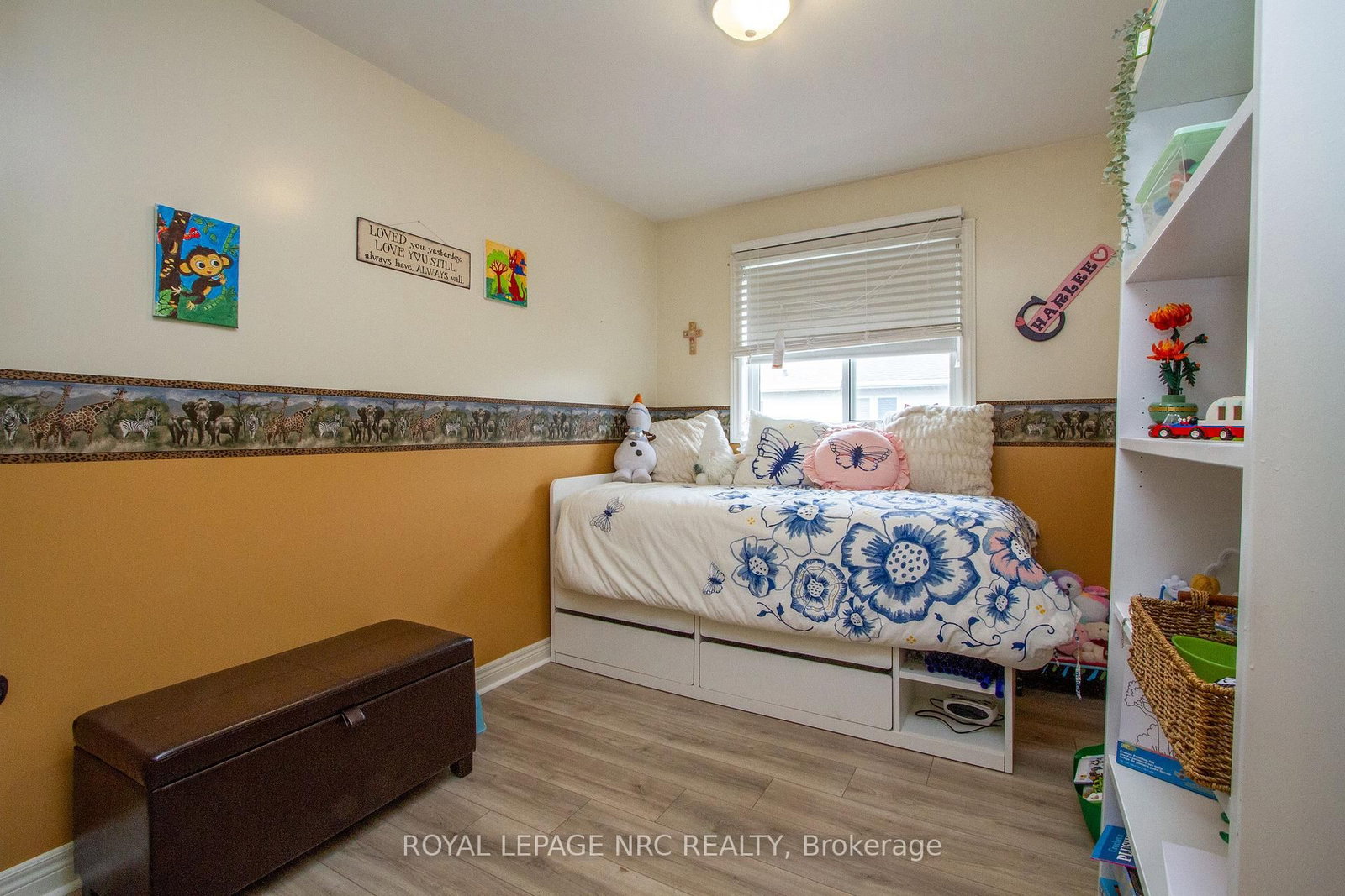 Detached House for sale at 3270 Poplar Avenue, Fort Erie, Ontario, L0S 1N0 - Ridgeway - MLS: X12954986