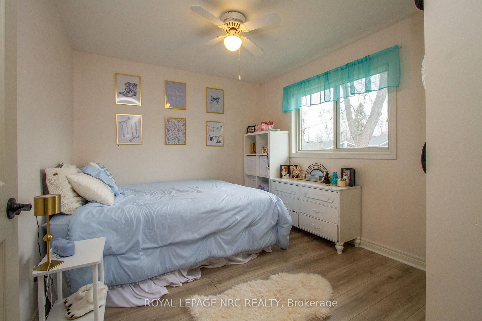 Detached House for sale at 3270 Poplar Avenue, Fort Erie, Ontario, L0S 1N0 - Ridgeway - MLS: X12954986