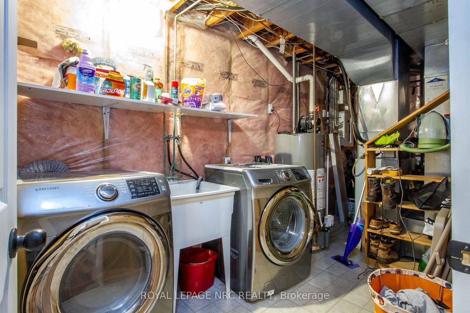 Detached House for sale at 3270 Poplar Avenue, Fort Erie, Ontario, L0S 1N0 - Ridgeway - MLS: X12954986