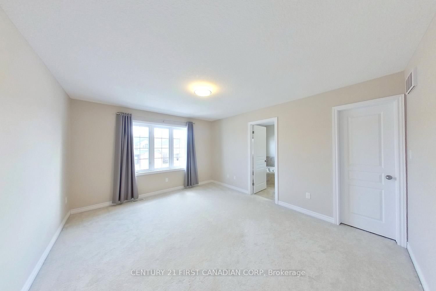 910 Reeves Avenue, Unit Upper Unit - Photo 11