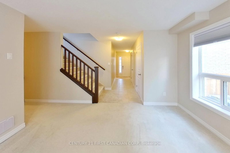 Upper Unit - 910 Reeves Ave, London North, N6G 0G9 | Image 3