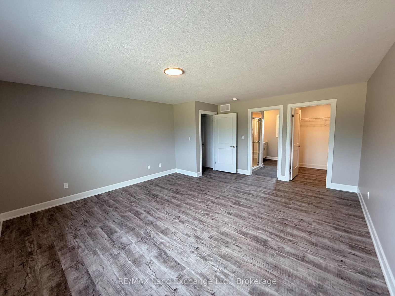 8 GOLF LINKS Road • #Unit 3 • Kincardine, ON photo 17