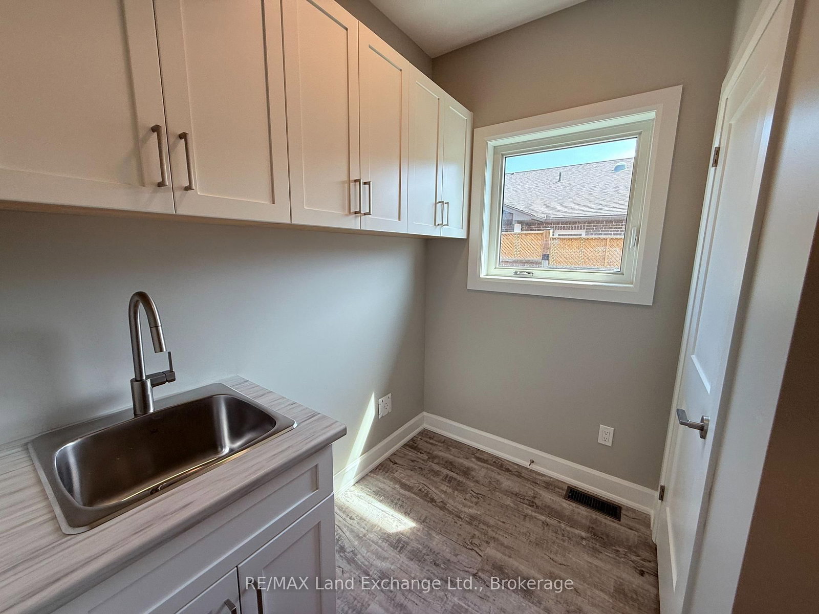 8 GOLF LINKS Road • #Unit 3 • Kincardine, ON photo 23