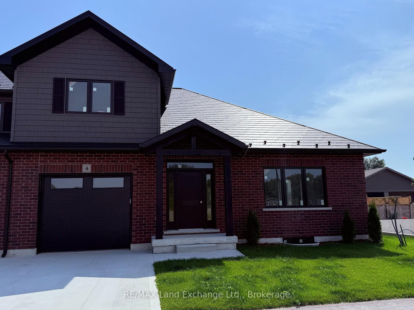 8 GOLF LINKS Road • #Unit 4 • Kincardine, ON photo 1