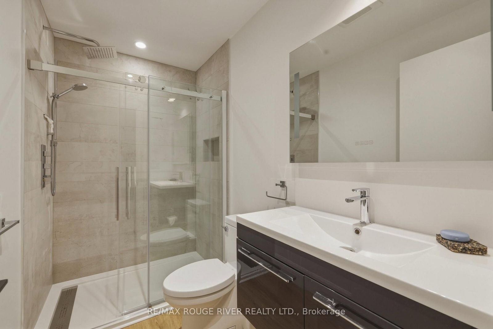 482 Monk Street • Cobourg, ON photo 42