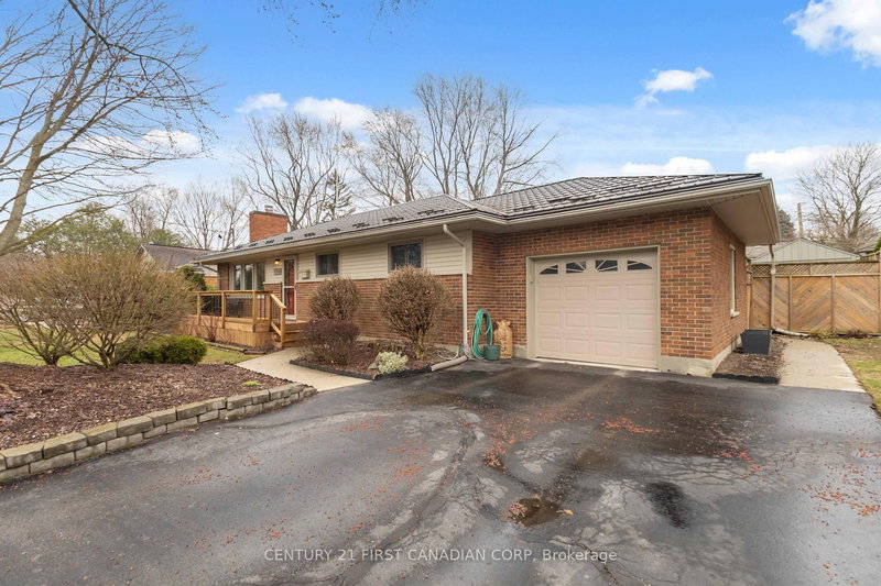 home for sale on 738 Inverness Avenue