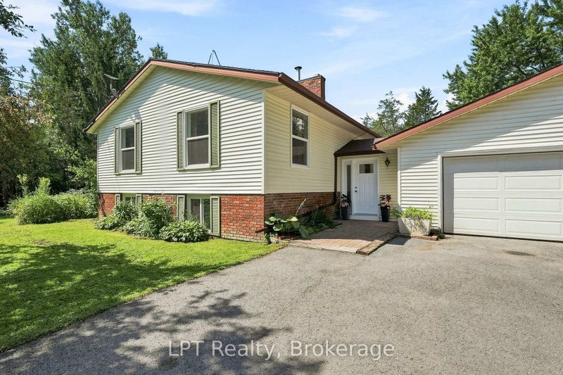 1207 County Rd 9 Street